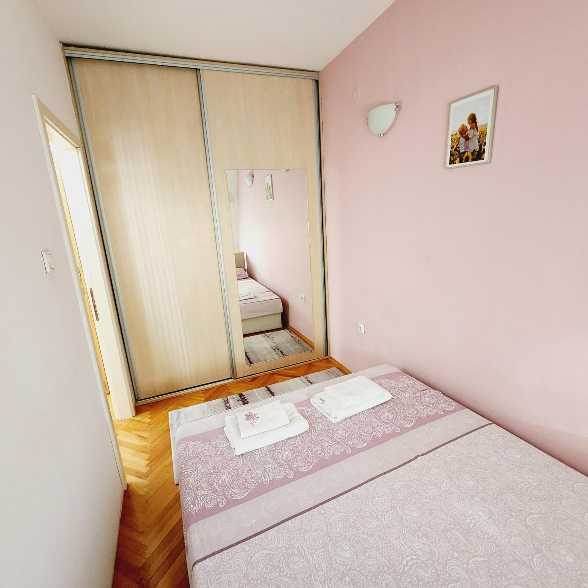 New Apartment 8, Self Check-In, Free Parking Skopje Luaran gambar